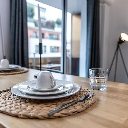 Apartment Cosy With Sunny Balcony